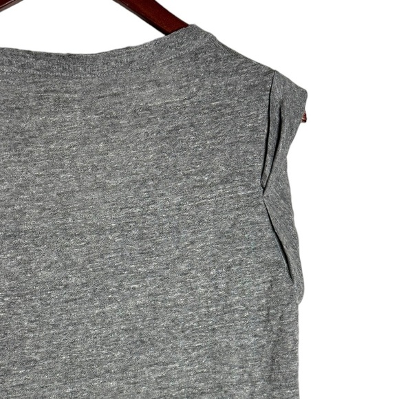 Chaser Ribbed Knit Scoop Neck Curved Hem Distressed Heather Short Sleeve Shirt M - Picture 11 of 16